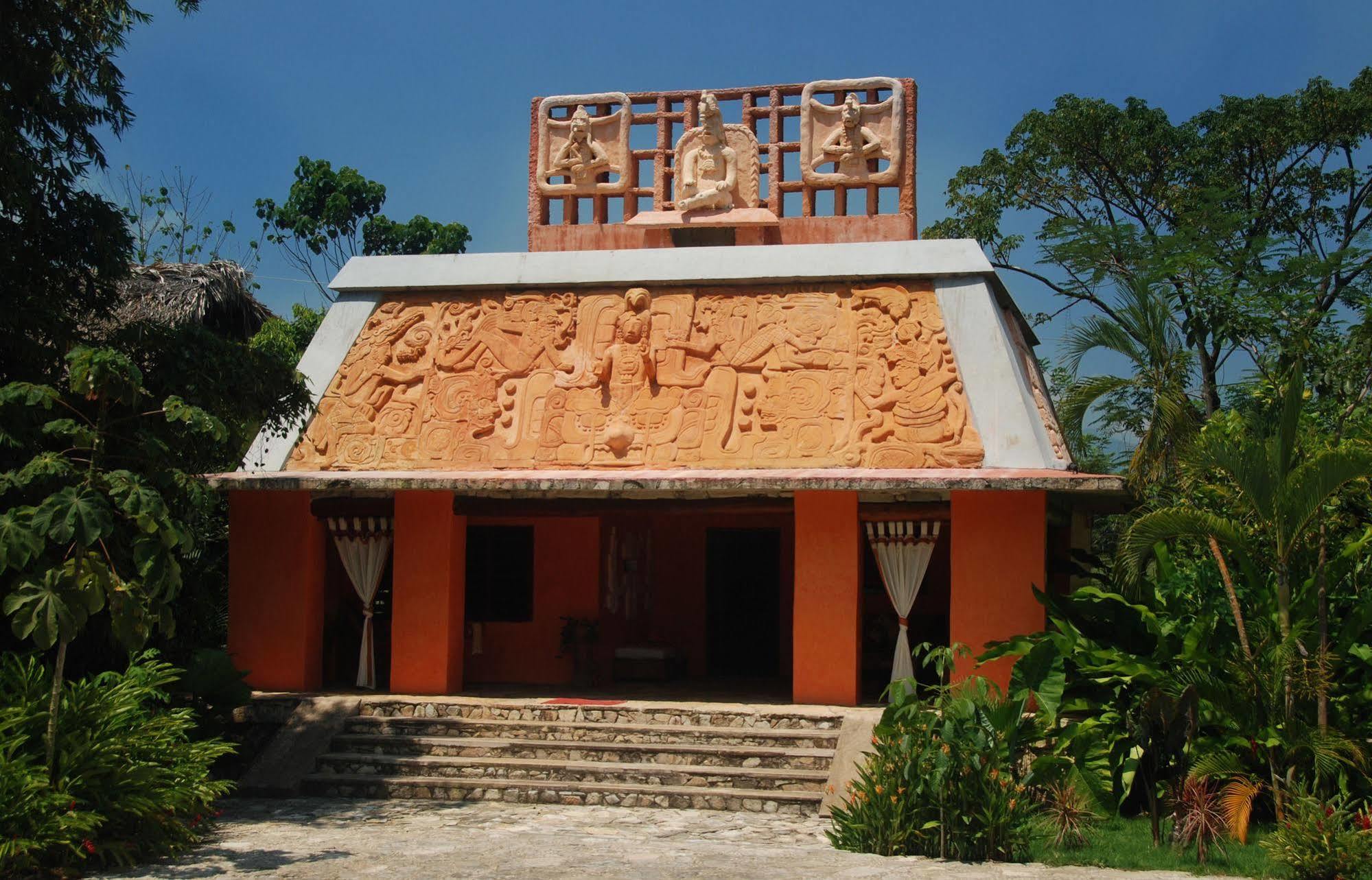 Hotel Boutique Quinta Chanabnal Palenque Exterior photo